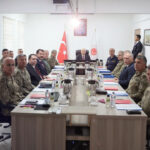 Bakan guler kktcde mehmetcik ile bir araya geldi IH93nKQn